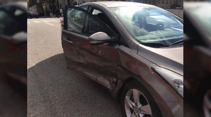 �Y� Partili Y�lmaz ve e�i Meclis'teki kazada yaraland�