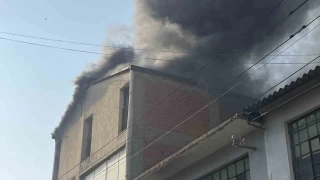 zmir'de bo arazide kan yangn mahalleye srad