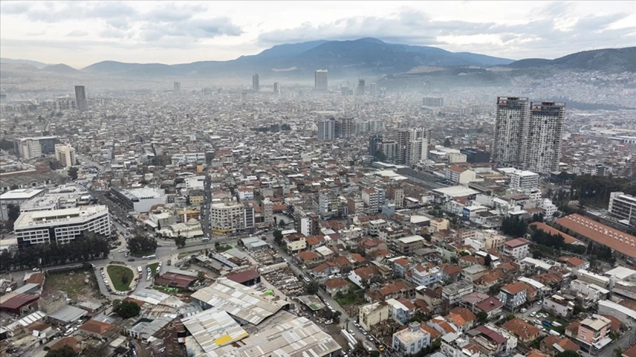 İzmir'in havasını sanayi kirletiyor