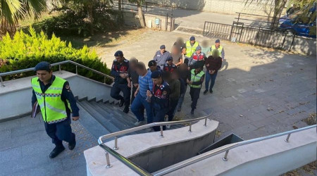 İznik'te 9 defineci suçüstü yakalandı