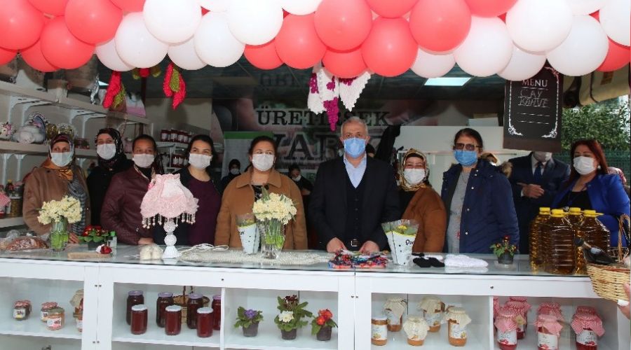 Kad�n Eme�i diyar�nda �retici kad�nlar