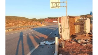 Kamyonun arpt kamyonet devrildi: 1 l