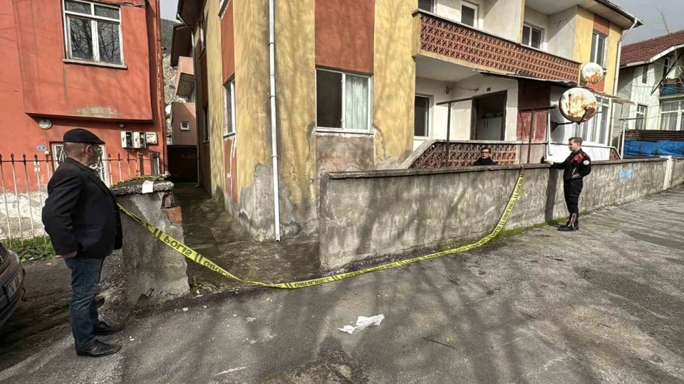 Karab�k'te soba facias�: Hastaneye kald�r�ld�lar