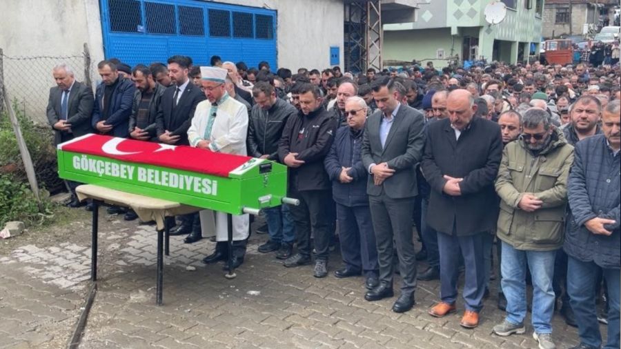 Karbonmonoksit gaz�ndan zehirlenen madenci topra�a verildi