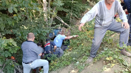 Kıbrıs gazisi traktörün altında kaldı