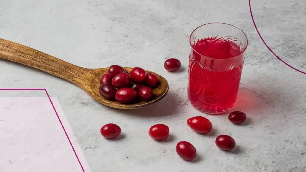 K�z�lc�k: K���k bir meyveden gelen b�y�k faydalar