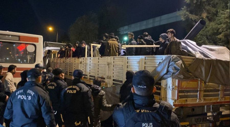 Kocaeli'nde tırdan 150 kaçak göçmen çıktı