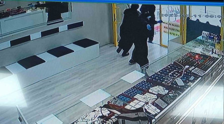 Komedi filmi gibi soygun girişimi