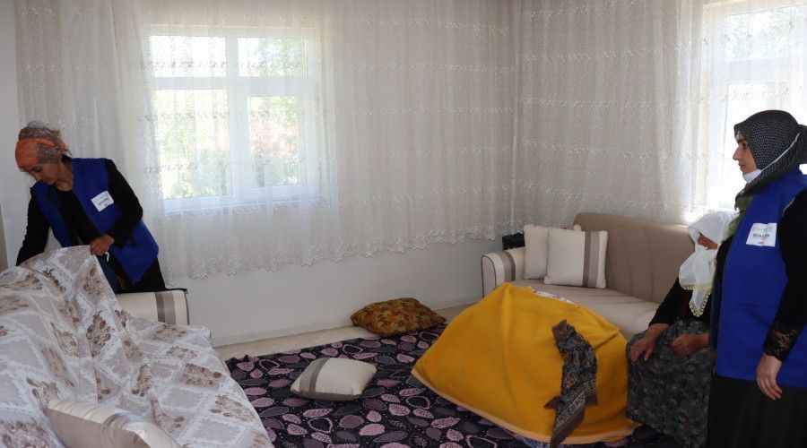 K���k ellerden koca g�n�llere sosyal destek