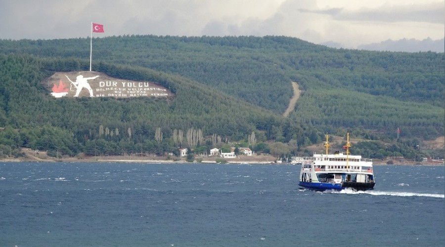 Kuzey Ege'de �iddetli f�rt�na uyar�s�