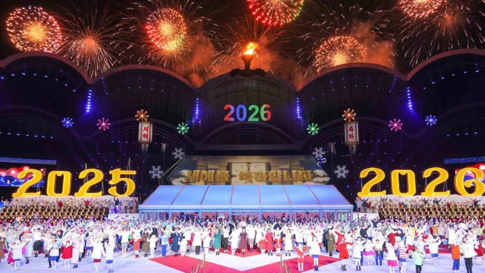 Kuzey Kore yeni y�la g�rkemli bir kutlama etkinli�i ile girdi