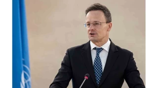 Macar Bakan Szijjarto'dan Ukrayna'ya yardıma ret