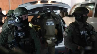 Maduro ve eşi New York'ta federal gözetim merkezine sevk edildi