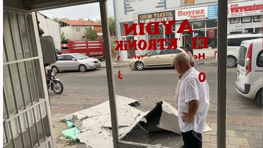 Malatya'da şiddetli fırtına etkili oluyor
