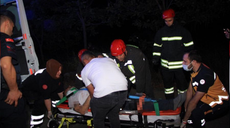 Manisa'da iki otomobil çarpıştı: 2 yaralı