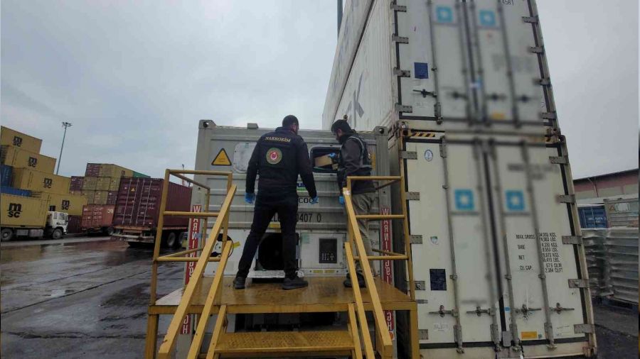 Mersin Limanı'nda 56 kilo kokain ele geçirildi