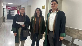 Metin Akp�nar'�n biyolojik k�z� tazminat davas�n� kazand�