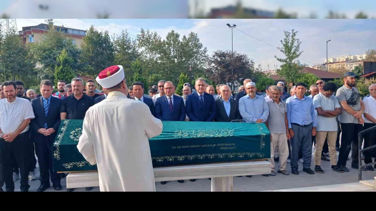 Metrob�s kazas�nda hayat�n� kaybeden Ferhat U�ar son yolculu�una u�urland�