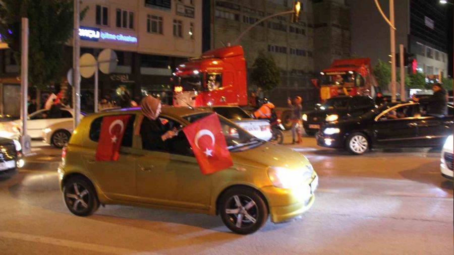 MHP, 21 y�l sonra �orum'dan milletvekili ��kard�