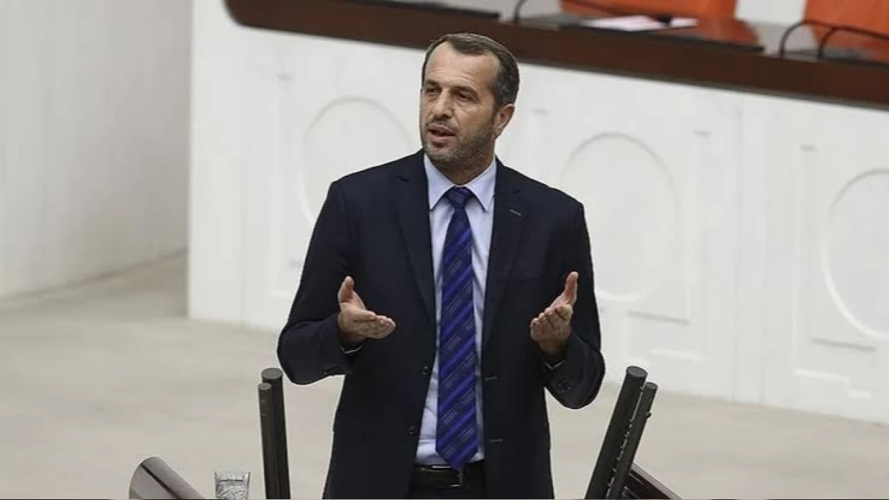 MHP Kocaeli Milletvekili Saffet Sancaklı partisinden istifa etti