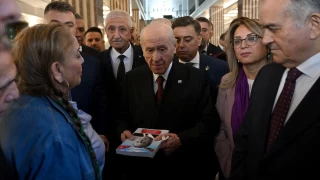 MHP lideri Baheli'den Selahattin Demirta aklamas