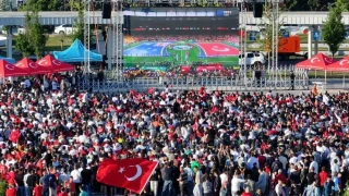Milli maç için dev ekran yasaklandı