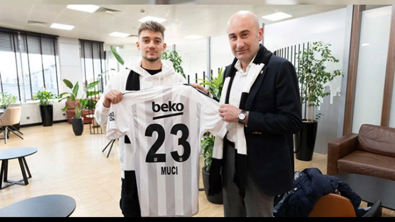 Muci'nin bonservisi dudak uçuklattı