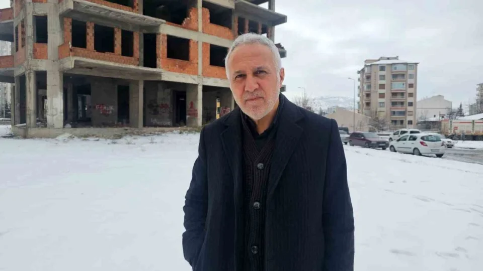 M�teahhit ma�duriyetlerine 'tek ruhsat' �nerisi