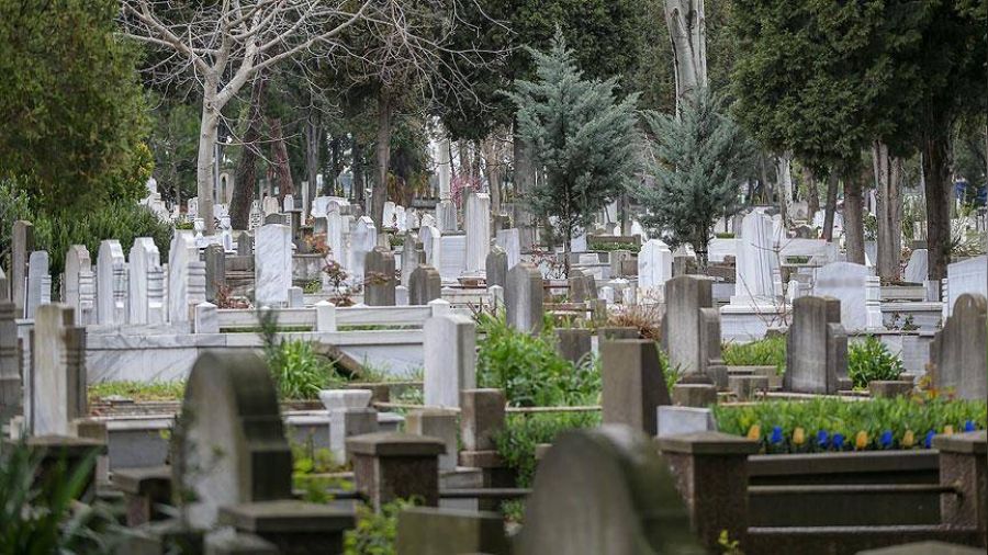 Ölünün de kıdemlisi oluyormuş