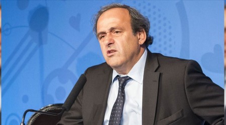 Platini'ye 2022 gzalts