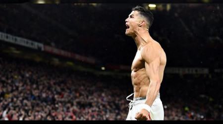 Ronaldo gollerini Manchester United için atmaya devam ediyor
