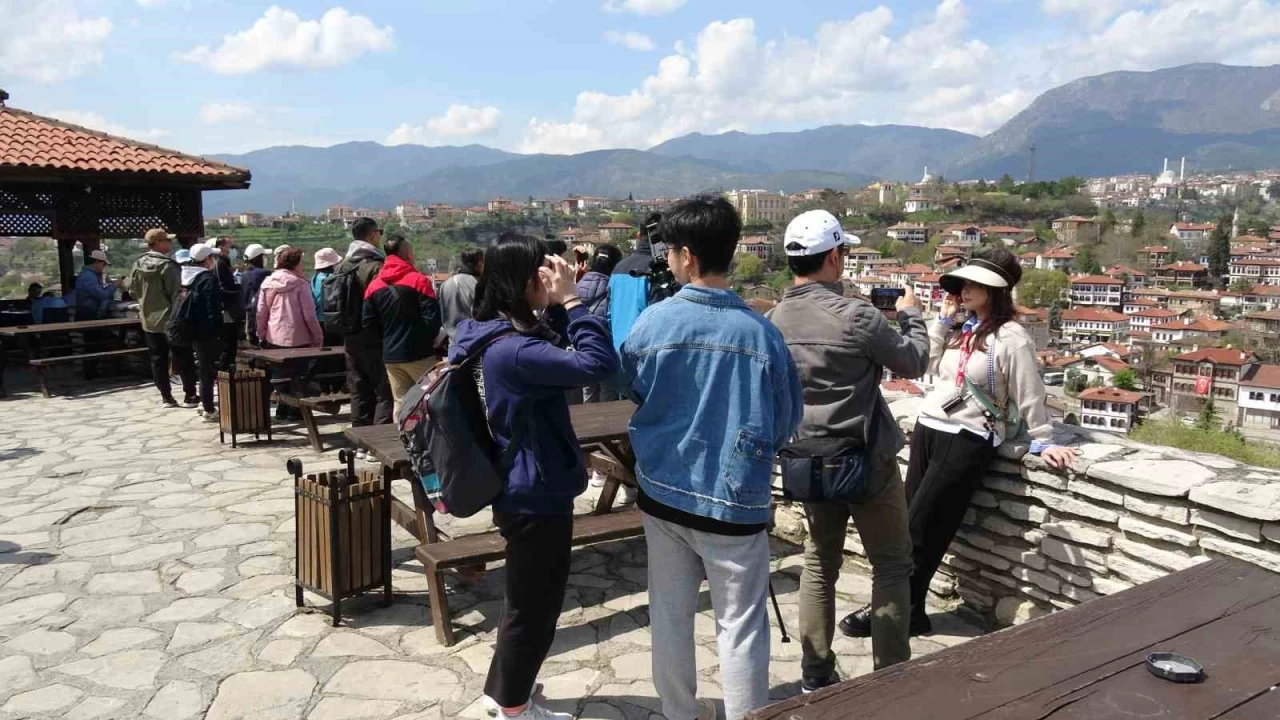 Safranbolu'da bayram tatili yo�unlu�u s�r�yor