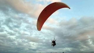 Sakarya'da yama parat pilotlar gkyzyle tanyor