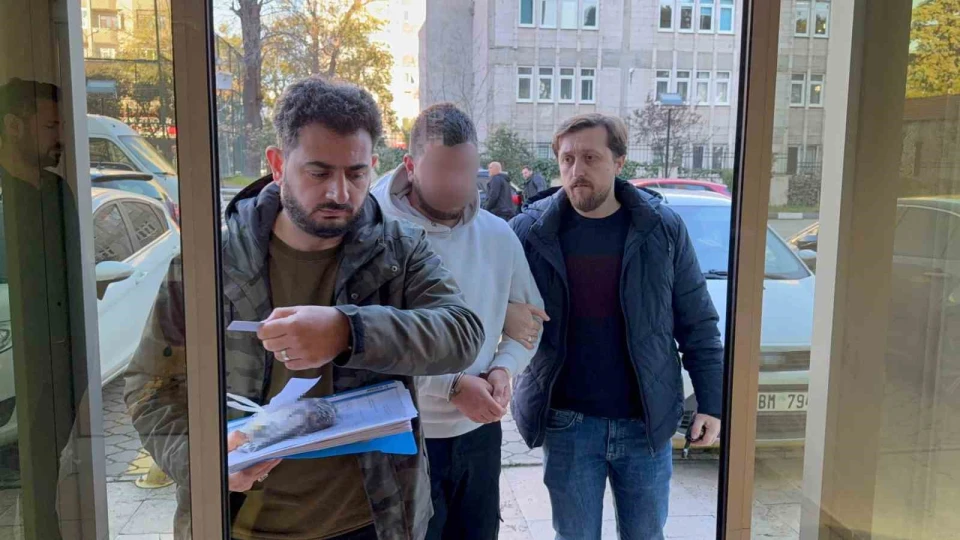 Samsun'da silahl� sald�r�: 2 yaral�, 1 g�zalt�