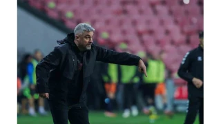 Samsunspor'dan Thomas Reis karar