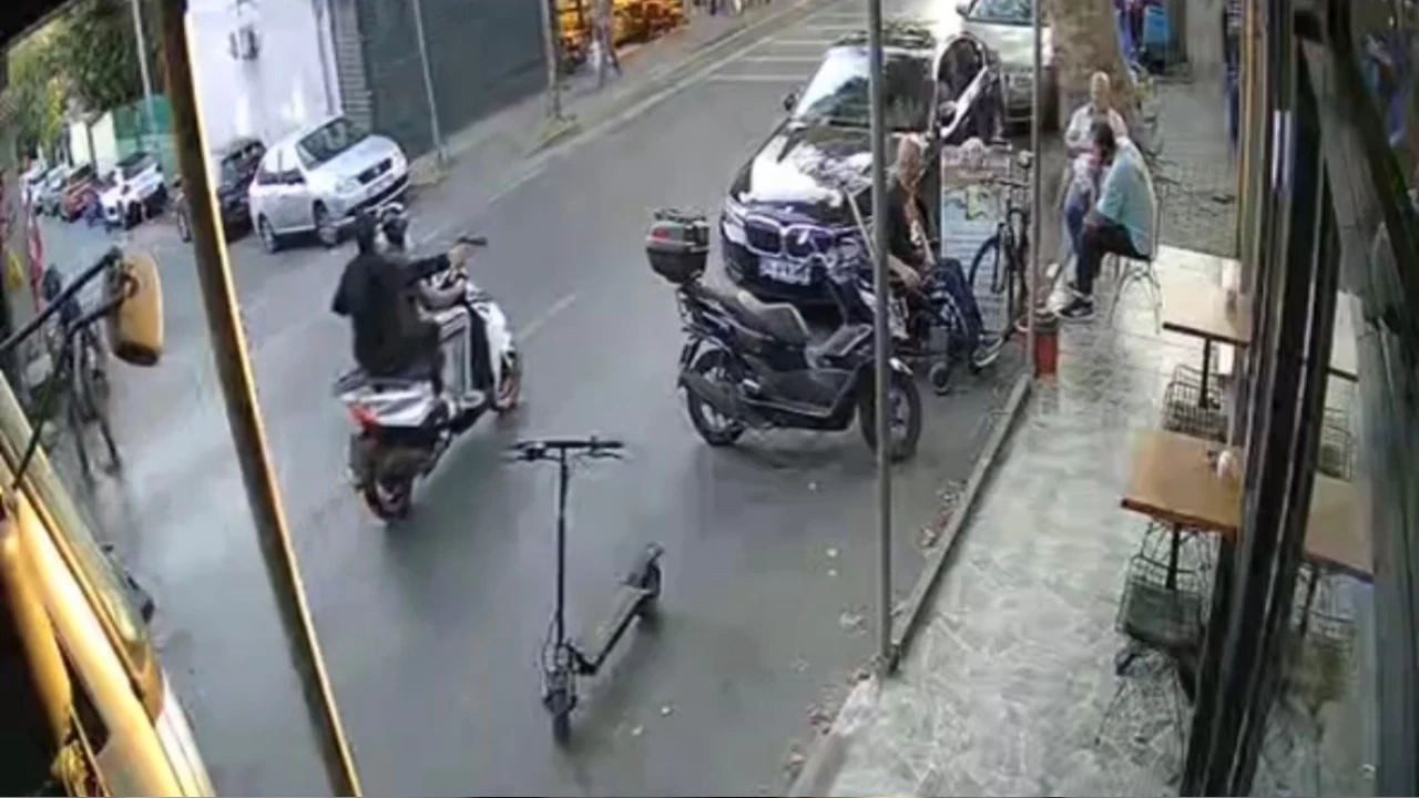 Sarıyer'de sokak ortasında silahlı saldırı
