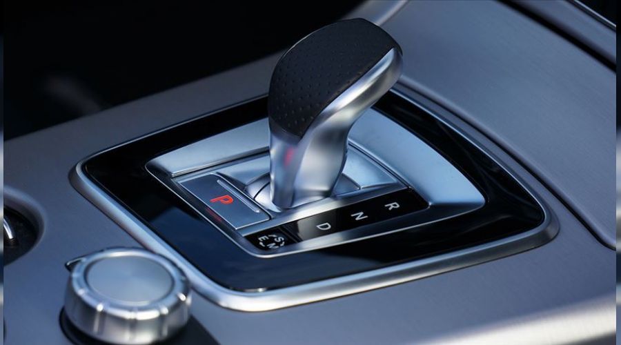  Sat�lan her 4 otomobilden 3'� otomatik vites