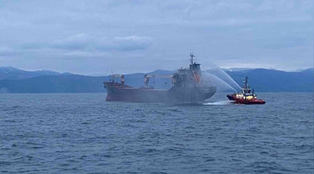 Sinop'ta kuru yük gemisine müdahale ediliyor
