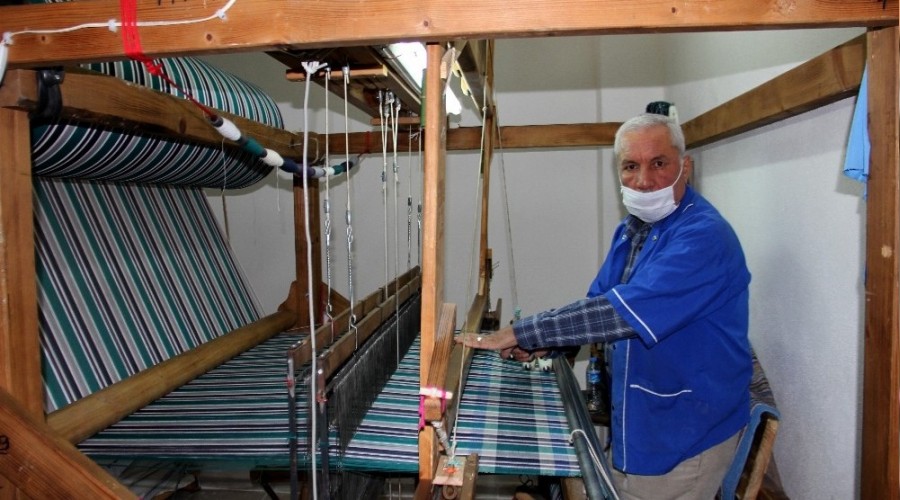 Son dokuma tezgah�nda son usta