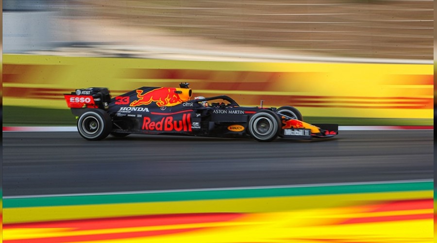 Son yarışa Verstappen önde başlayacak