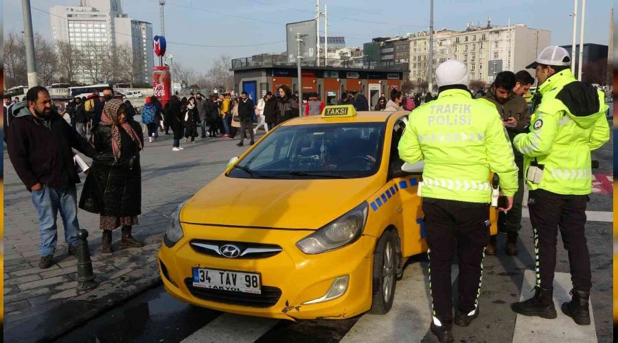 Taksim'deki denetimlerde taksicilere ceza yad