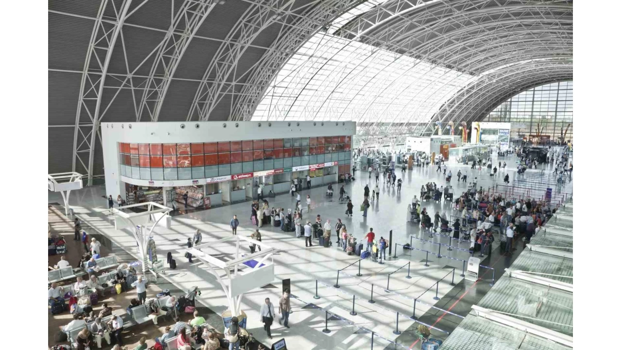 TAV'ın dört havalimanına hizmet kalitesi ödülü