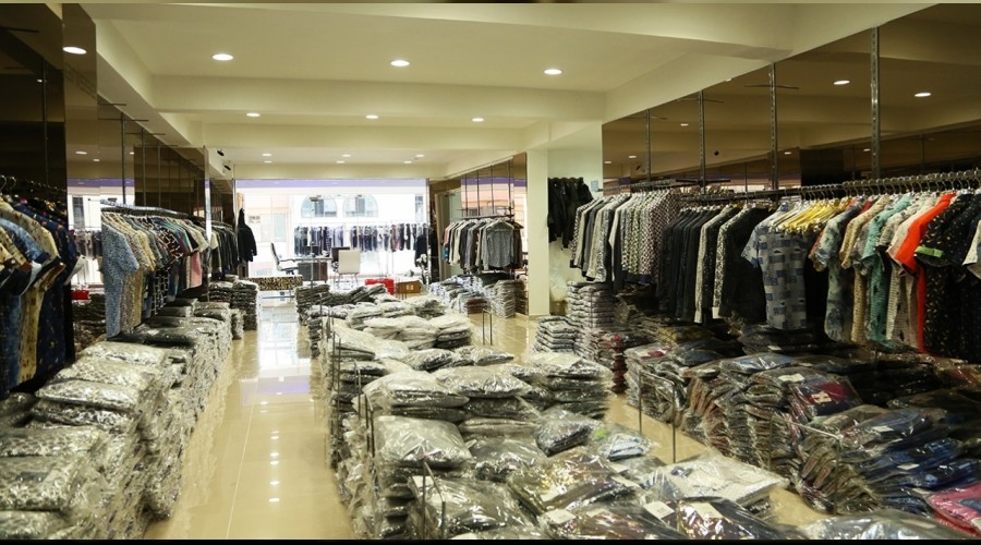 Tekstil piyasas� sessizli�e b�r�nd�