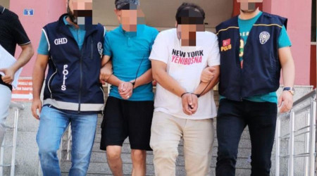 TEM'de durdurulan araçtan 9 düzensiz göçmen çıktı, 2 şüpheli tutuklandı