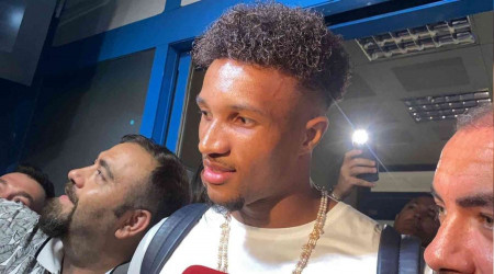 Trabzonspor yeni transferine kavuştu