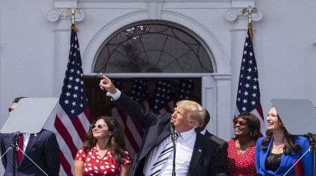 Trump, Facebook, Twitter ve Google'a dava açtı