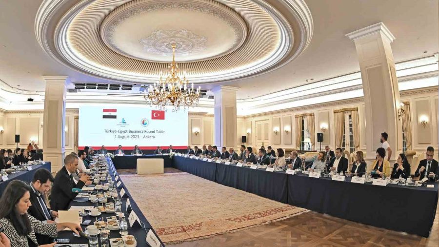 Türk iş adamları Mısır'a vize sorununun çözülmesinden memnun