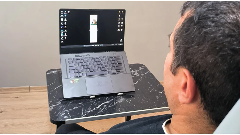 T�rk Telekom'dan kas hastalar�na �zel yaz�l�m