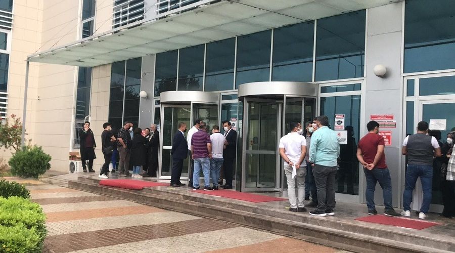 Eski belediye başkanı tahliye edildi