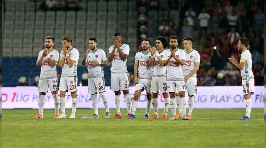 Üçüncü yine çıkamadı